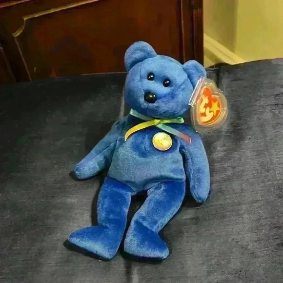 Ty Other - 1998 Clubby the bear Ty Beanie Baby, with errors